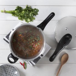 Tower Silver Aluminium Pressure Cooker, 6 Liters